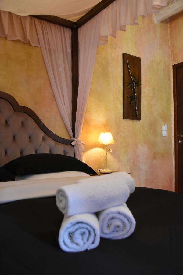 Odos Oneiron Boutique Hotel 하니아 외부 사진