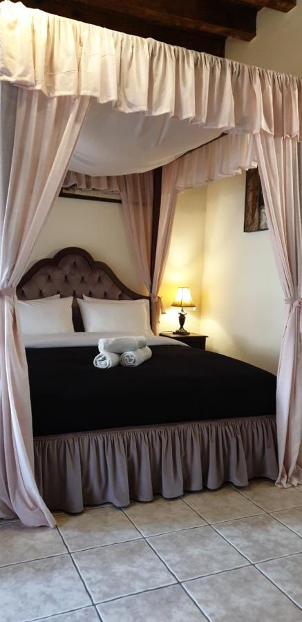 Odos Oneiron Boutique Hotel 하니아 외부 사진
