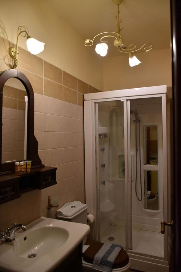 Odos Oneiron Boutique Hotel 하니아 외부 사진